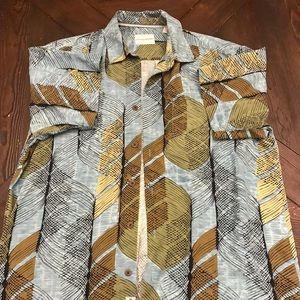 Tommy Bahama short sleeve button up shirt